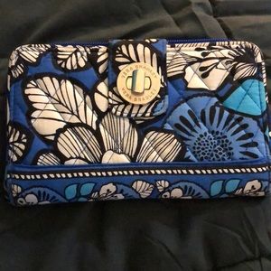 Vera Bradley wallet
